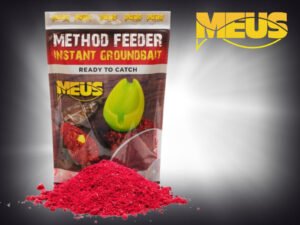 Instant Groundbait – Truskawka 700g